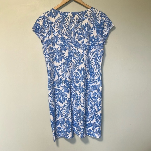 Lilly Pulitzer Blue and White Patterned Dress - Picture 5 of 5